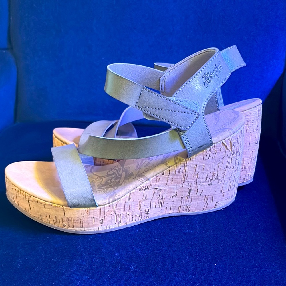 Olive green & cork wedges